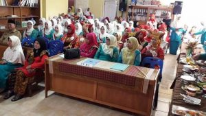 Semarak HUT RI ke-73 di Ampek Angkek.  Aula Kantor Camat Penuh Sesak