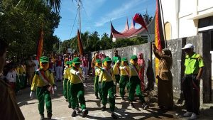 Camat Ampek Nagari Lepas Lomba Gerak Jalan