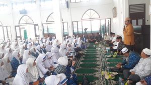 Ratusan Masyarakat Hadiri Wirid BKMT