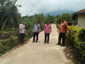Camat Baso Tinjau Peningkatan Jalan Aua Kuniang Koto Tinggi