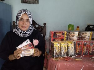 Warga Manggopoh Kreasikan Rasa Coklat Dengan Beragam Rasa