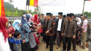 Masyarakat Salo dan Tabek Panjang Antusias Sambut Peresmian Dua Jembatan