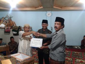 Kunjungi Masjid Darul Ulya Baso, TSR Provinsi Serahkan Bantuan Rp 20 Juta