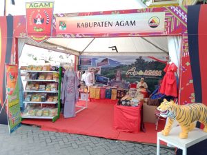 Bazar HUT IKMR ke-50, Pemkab Agam Tampilkan Berbagai Produk UMKM