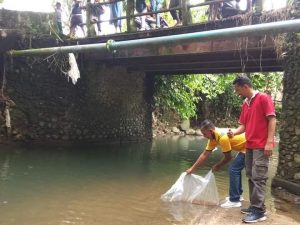 Pemnag Lubas Telah Tebar 40 Ribu Bibit Ikan Pada Masyarakat