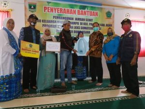 100 KK Kurang Mampu di Palupuah Terima Bantuan Jamban Sehat Dari LKKS Sumbar