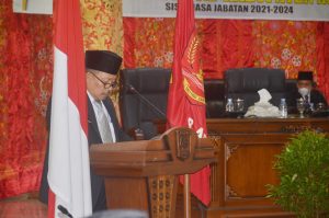 Bupati Agam Harapkan PAW Dua Anggota Dewan Makin Meningkatkan Sinergitas