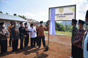 Gubernur Sumbar Resmikan Lokasi Yayasan Al Madani dan Gedung MTsS Gumarang