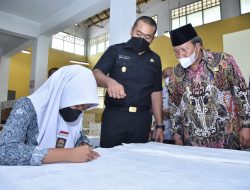 Batik Produksi SMKN 1 Ampek Angkek Akan Jadi Seragam ASN Pemkab Agam