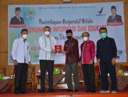 Gandeng BPOM, Ade Rizki Pratama Edukasi Warga Agam Soal Kosmetik