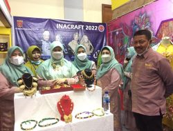 Pameran Inacraft 2022, Stand Agam Dikunjungi Ketua Dekranasda Provinsi