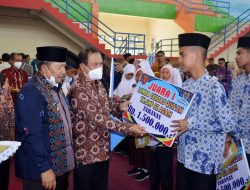 Bupati Agam Berikan Reward Kepada Para Juara Lomba Cerdas Al-Quran&nbsp;