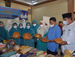 Pemnag Lubuk Basung Gelar Pelatihan UP2K Bagi Ibu Rumah Tangga
