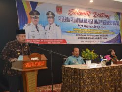 Kembangkan Materi Pembelajaran Bahasa Inggris Berbasis Digital, Guru SMP di Agam Diberi Pelatihan