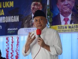 Menkop UKM Ajak KUD Tiku V Jorong Produksi Minyak Makan Merah