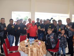 Bupati Agam Jamu Ratusan Raider Touring Nasi Daun Di Balairong Rumah Dinas