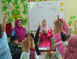 Keceriaan di TKN Melati, Bermain dan Belajar Bersama Bunda PAUD Agam