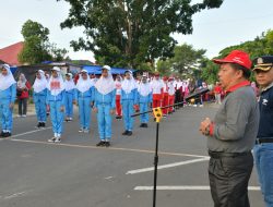 Lepas Gerak Jalan Tepat Waktu, Kadisdikbud Agam : Isi Kemerdekaan dengan Kegiatan Positif