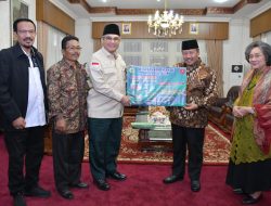 Peroleh Berbagai Bantuan dari Kementan, Bupati Agam : Harus Jemput Bola Demi Kepentingan Masyarakat