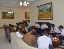 Bupati Agam Audiensi dengan PT KAI Divre II Sumbar