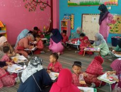 TK Al Hikmah Gelar Lomba Kolase Orang Tua dan Anak