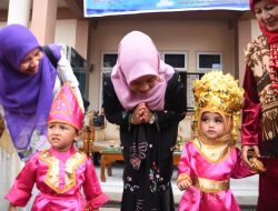 Tanamkan Budaya Minang Sejak Dini, PGPP Ampek Angkek&nbsp;Gelar Pawai