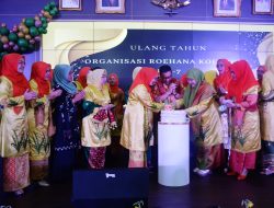 Hadiri HUT Roehana Koeddoes Ke 7, Ny Yenni: Perkuat Organisasi dan Bermanfaat Bagi Masyarakat