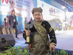Puncak HPN 2023, Bupati Andri Warman Terima Trofi Abyakta