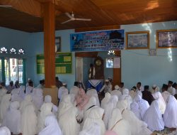 Sekda Agam Lepas 60 Calhaj Kecamatan Lubuk Basung ke Tanah Suci
