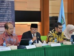 Bupati Agam Jadi Penguji Eksternal Ujian Doktor Yopi Eka Anroni