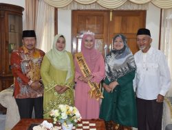 Masuk Grand Final Putri Muslimah Indonesia Award, Fika Dapat Dukungan dari Bupati Agam 