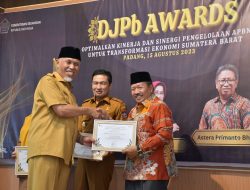 Terbaik Dalam Pengelolaan Keuangan Daerah Yang Efektif 2022, Kabupaten Agam Diganjar Penghargaan