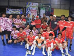 Tutup Turnamen Futsal Kubang Putiah Cup V, Bupati AWR Serahkan Reward Kepada Pemenang
