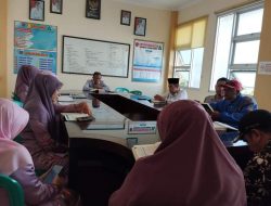 Raih Berkah Ramadan, Pegawai Kantor Camat Tilkam Awali Aktivitas Dengan Tadarus