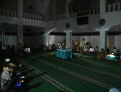 Terhenti Sesaat Karena Listrik Padam, Safari Ramadan Bupati Agam Berjalan Lancar