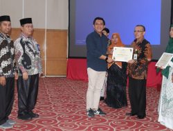 Kembali Buat Kejutan, Baznas Agam Raih 2 Penghargaan Sekaligus Dari Kanwil Kemenag Sumbar