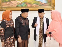 Usai Salat Idul Adha, Rumah Dinas Bupati Agam Dipadati Masyarakat