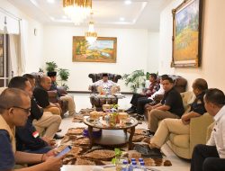 Bupati Audiensi Dengan Ketua KPU Agam Terima Berkas Pelantikan Anggota DPRD Terpilih