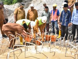 Bupati Agam Letakkan Batu Pertama Pembangunan Jembatan Simaruok Garagahan