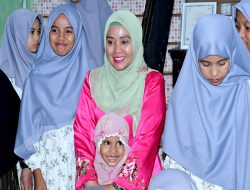 Peringati 46 Tahun Kelahiran, Ny. Yenni Berbagi Berkah di Panti Asuhan Putra dan Putri