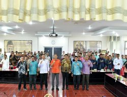 Bupati Agam Buka Rapat Evaluasi Perlindungan Sosial Bagi Pekerja Perkebunan Sawit