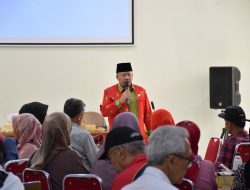 Bupati Agam Silaturahmi Dengan Alumni SMAN 1 Landbouw Bukittinggi
