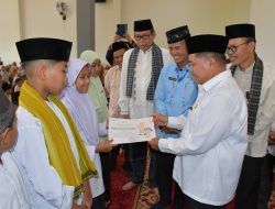 Bupati Agam Sampaikan Lima Kunci Sukses Kepada Peserta Pesantren Ramadan