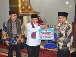 Safari Ramadhan di Masjid Raudhatul ‘Ilmi, Bupati Agam Sampaikan Tausyiah