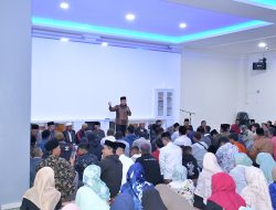 Berbuka Bersama di Surau Kabah, Bupati Agam Ajak Pemuda Menjadi Generasi Cerdas dan Berakhlak Mulia
