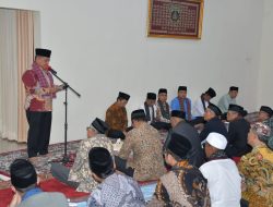 Bupati-Wakil Bupati Agam Buka Puasa Besama Niniak Mamak dan Tokoh Masyarakat