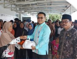 Kepedulian Bank Nagari Lubuk Basung, 148 Petugas Oranye Diberi Paket Sembako