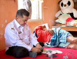 Luka Serius Dihajar Massa, Bupati Agam Beri Perhatian Anggota Satpol PP, Minta Kasus Diusut Tuntas