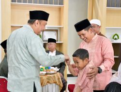 Usai Shalat Idul adha, Wakil Bupati Agam Gelar Open House di Rumah Dinas