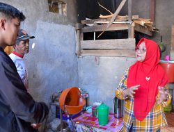 Ketua TP-PKK Agam Tinjau Pelayanan Kesehatan Pustu dan Survei Sanitasi Air Warga di Nagari Baringin